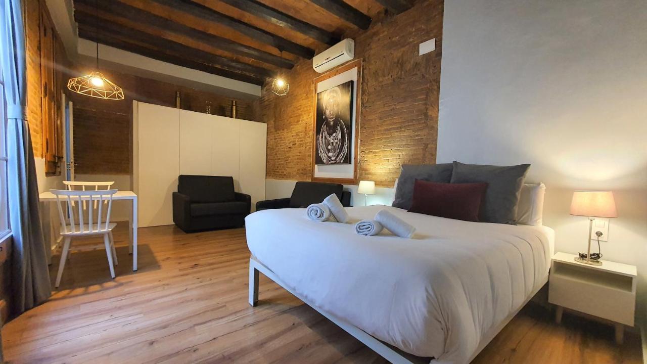 Barrio Gotico Apartments Ferran Barcelona Buitenkant foto